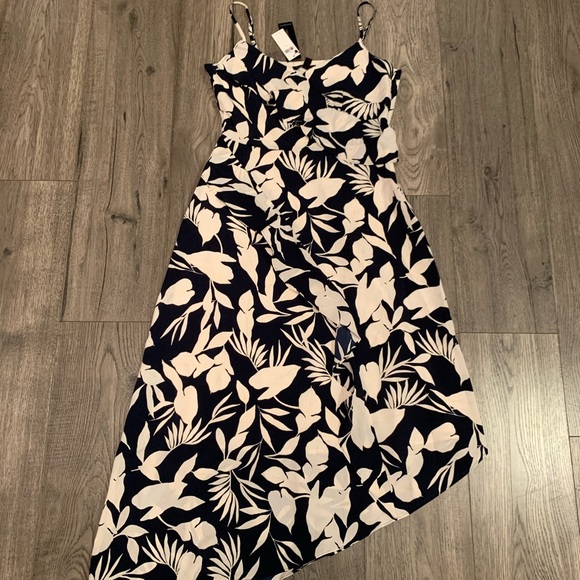 Banana Republic Factory Dresses & Skirts - SOLD Banana Republic blue flower dress 2